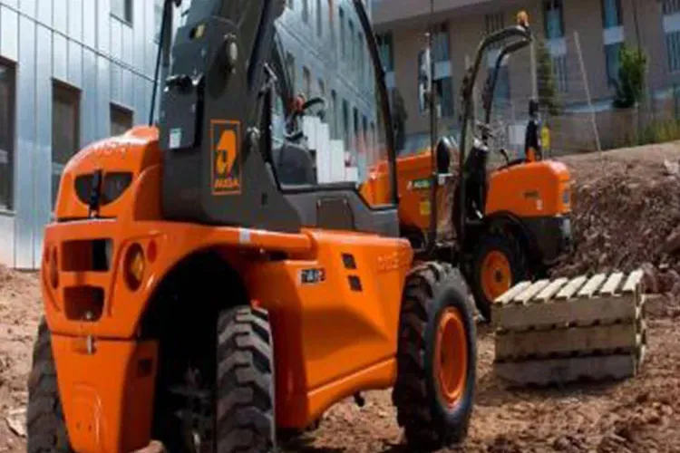 ตุ้มน้ำหนักตัวเติมลิฟต์ช่วยเพิ่มความปลอดภัยและประสิทธิภาพของลิฟต์ได้อย่างไร